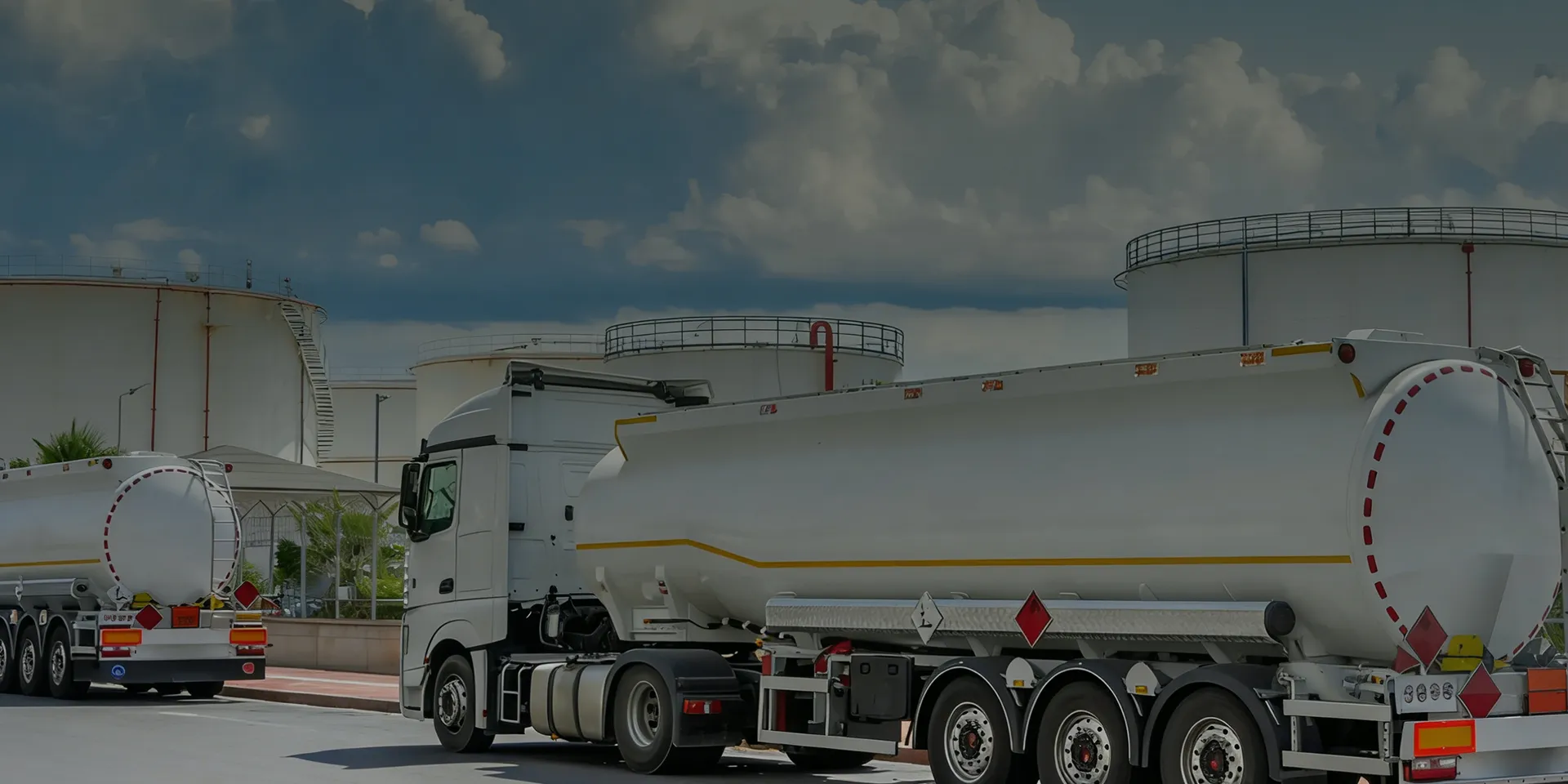 Catalogue de semi-remorques pour le transport de liquides et de poudres