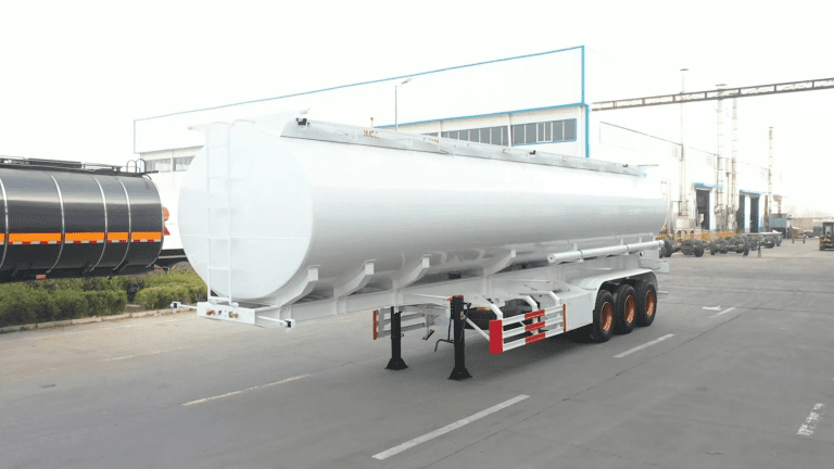 Un cliente congoleño encarga semirremolques cisterna para combustible